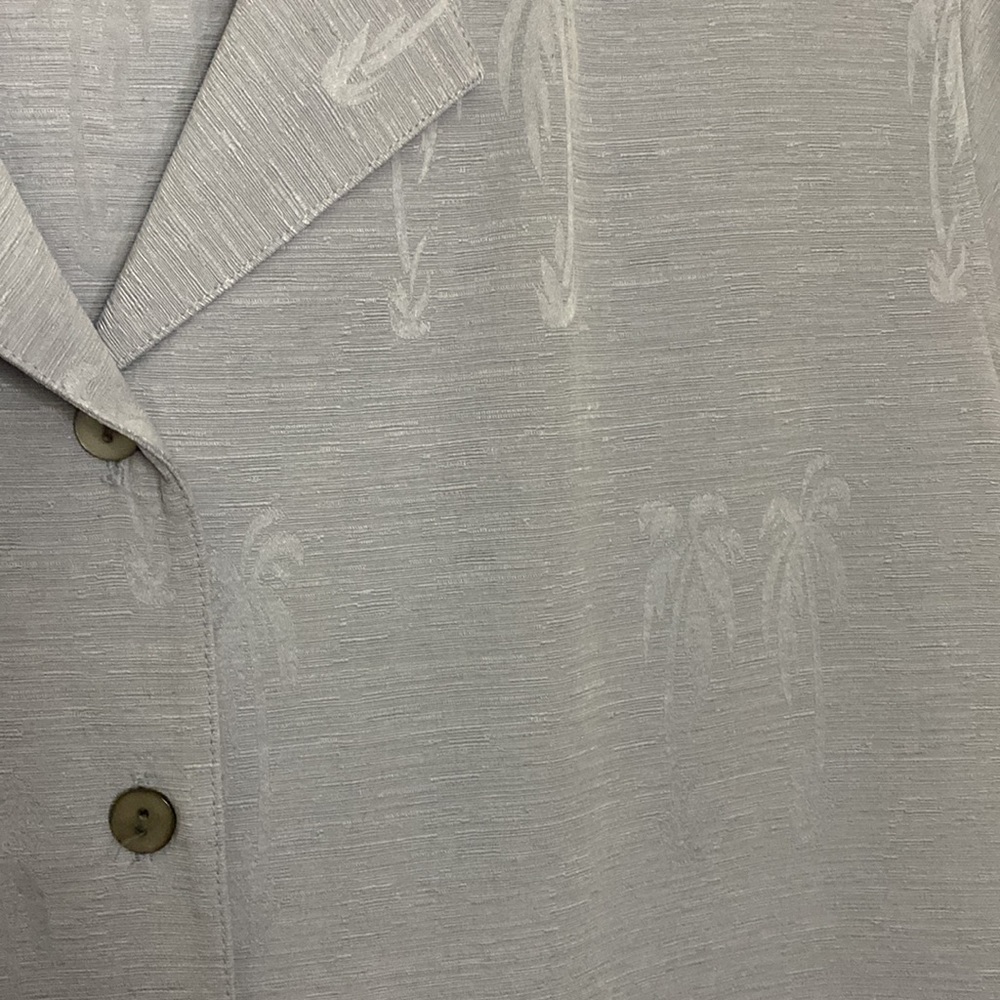 Tiki 100% silk  light blue short sleeve button up shirt